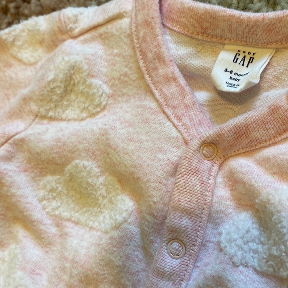 Set of baby gap footed one-pieces - Picture 3 of 3